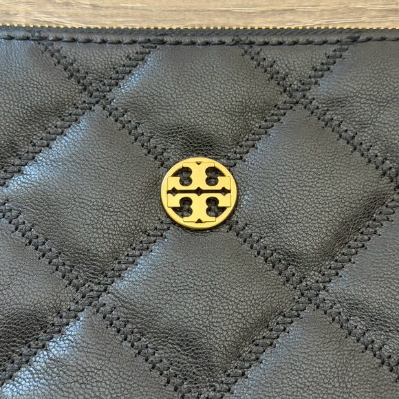 Tory Burch Black Diamond Quilted Willa Zip Shoulder Bag - Picture 3 of 10